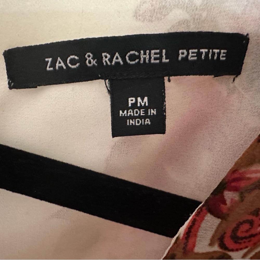 Zac & Rachel Petite women’s floral blouse
